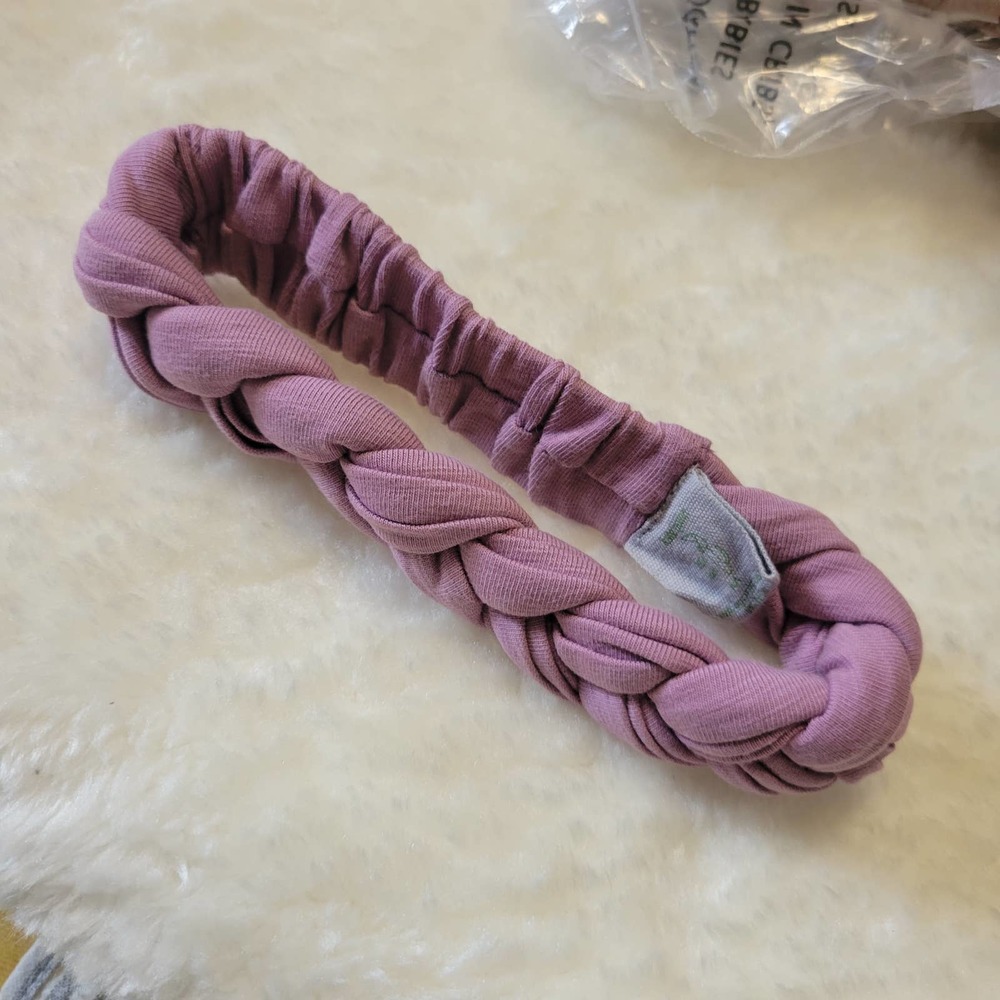 KATE QUINN  Medium (Mauve?) braided headband